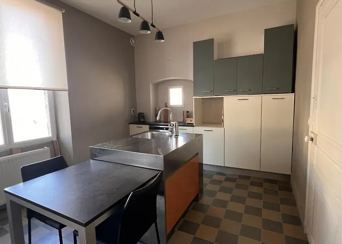 Bord De 20 M Nyaraló *