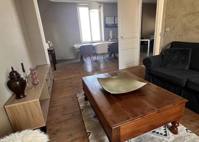 Bord De 20 M Nyaraló