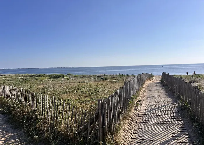 Bord De 20 M Nyaraló